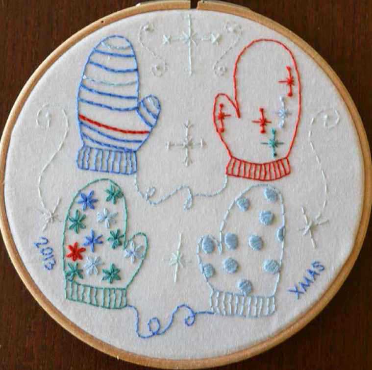 無料の刺繍図案 クリスマス 手袋 ミトン